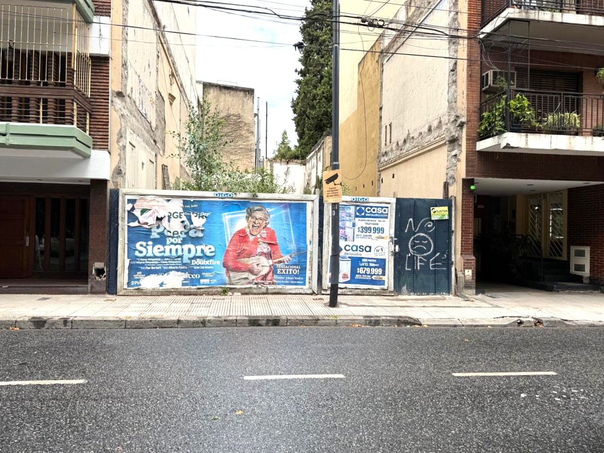 EN DÓLARES- FLORES- LOTE 199,15 M2- C.A.B.A.